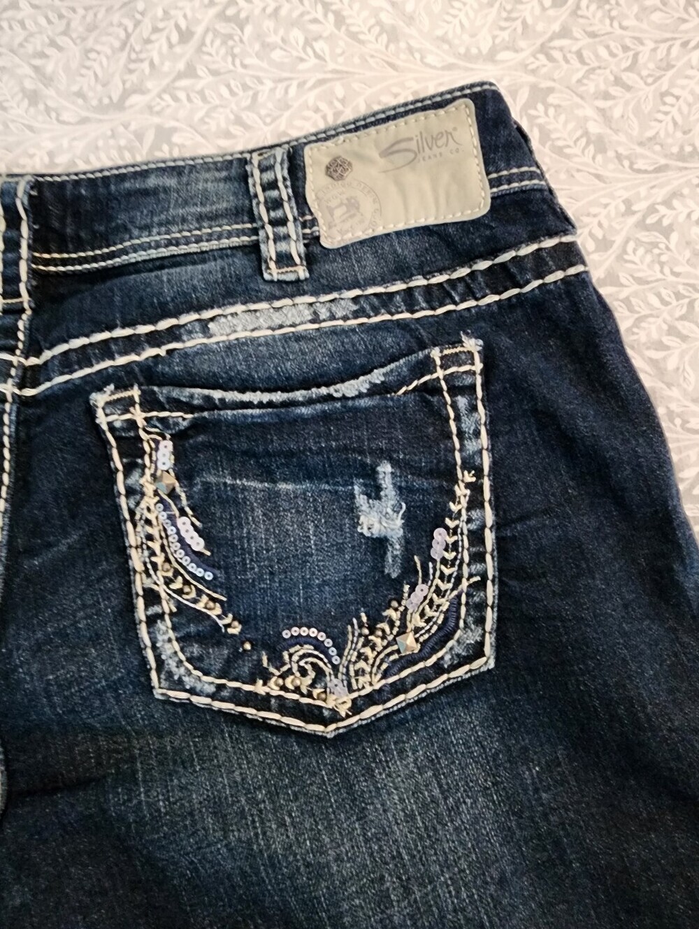Silver Jeans Women's Suki Slim Bootcut Embellished Pockets, Size 14/32 Length